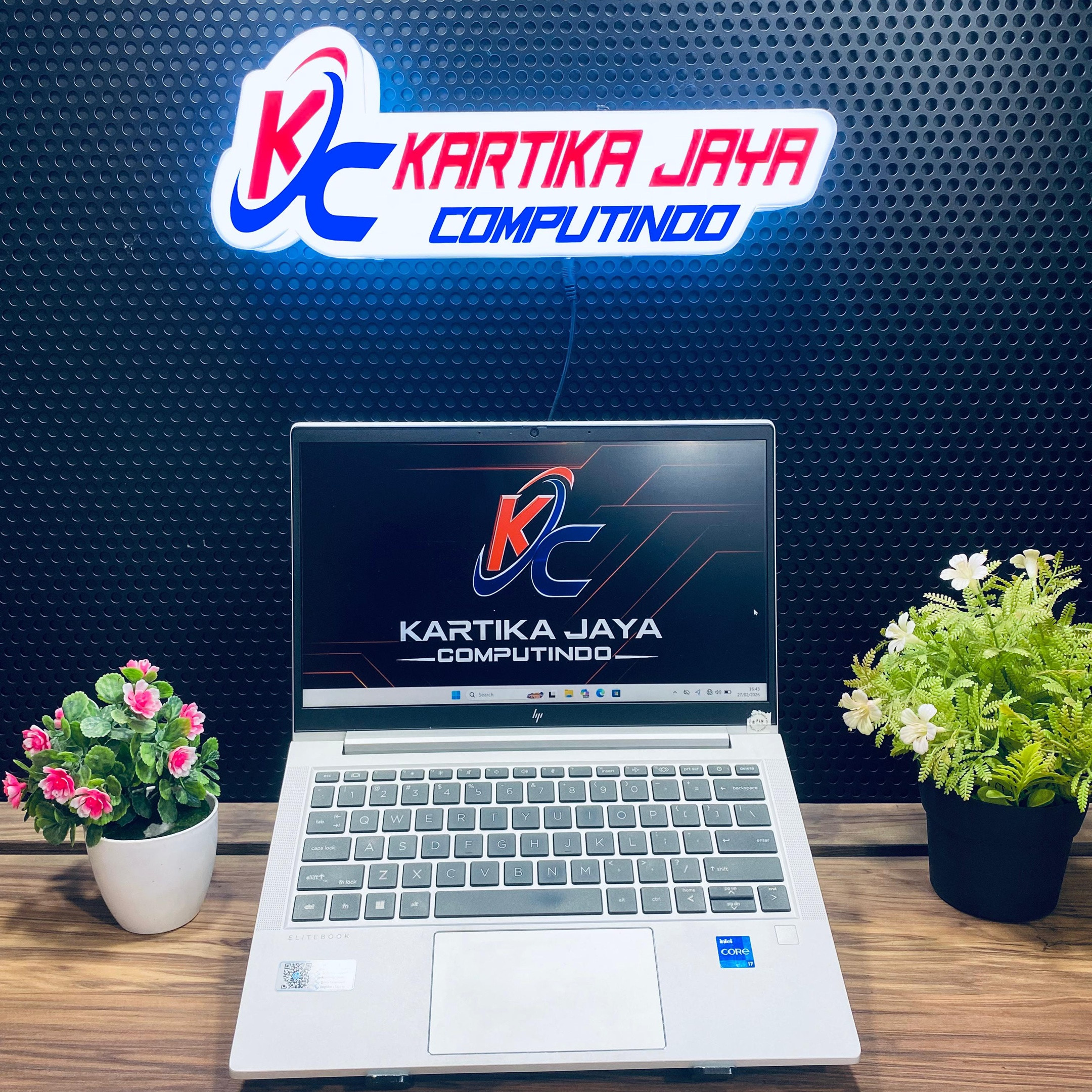 HP ELITEBOOK 690 G9 CORE I7 RAM 16 SSD 